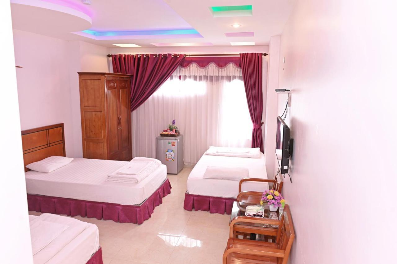Khach San Hoang Ha River Town Yen Bai Extérieur photo