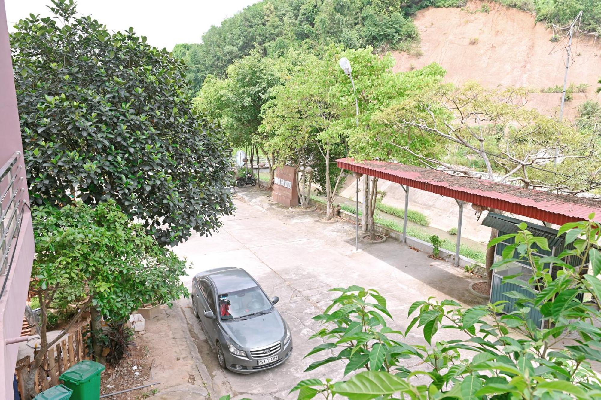 Khach San Hoang Ha River Town Yen Bai Extérieur photo