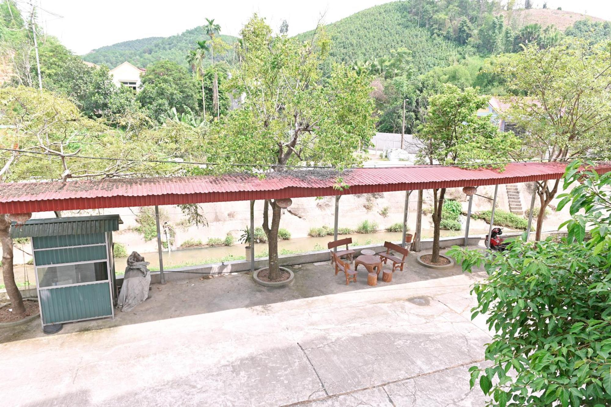 Khach San Hoang Ha River Town Yen Bai Extérieur photo