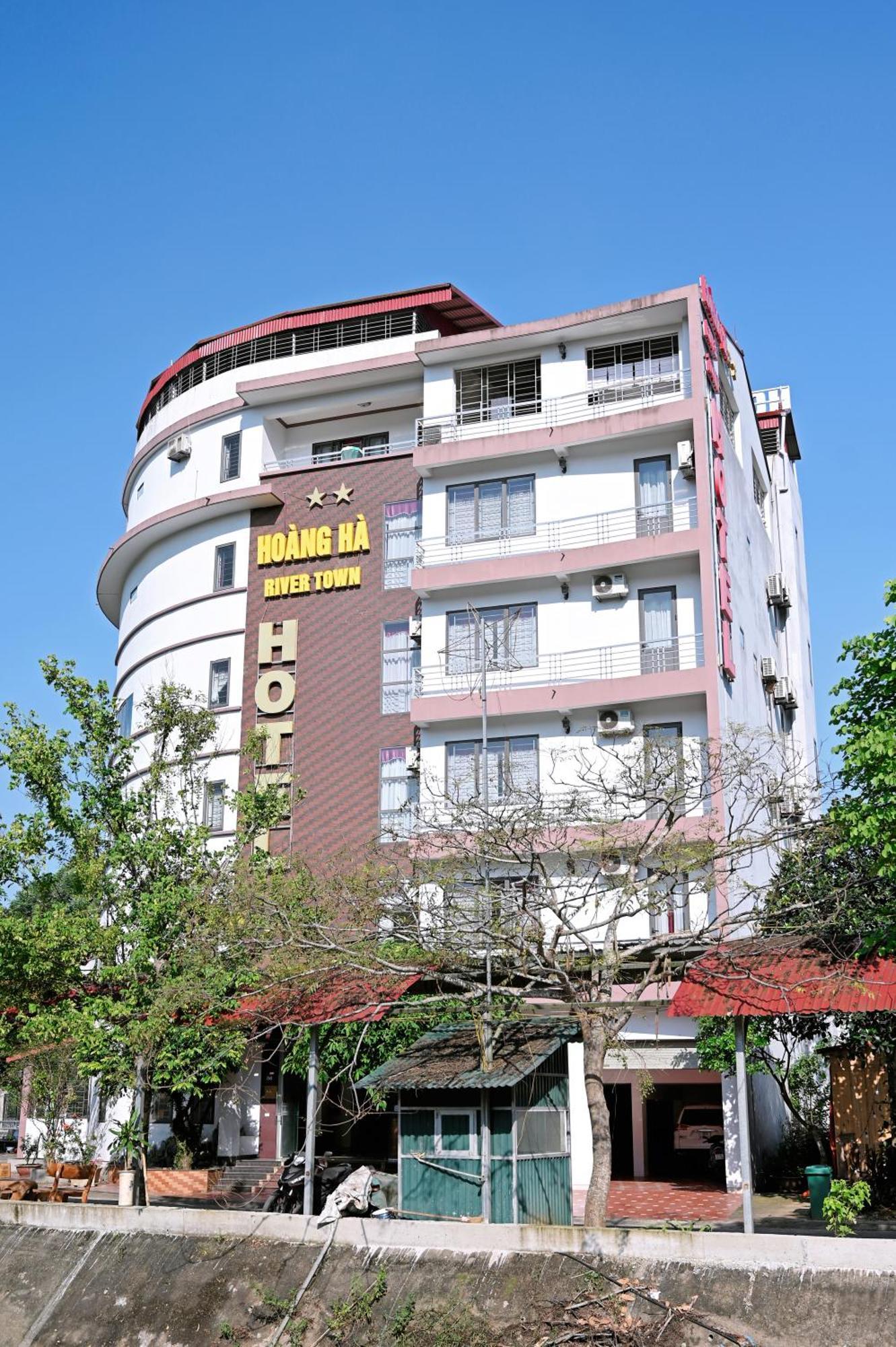Khach San Hoang Ha River Town Yen Bai Extérieur photo